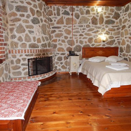 Ξενώνας Αριάδνη - Guesthouse Ariadni Lemos Exteriör bild