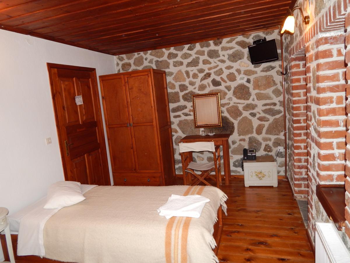 Ξενώνας Αριάδνη - Guesthouse Ariadni Lemos Exteriör bild